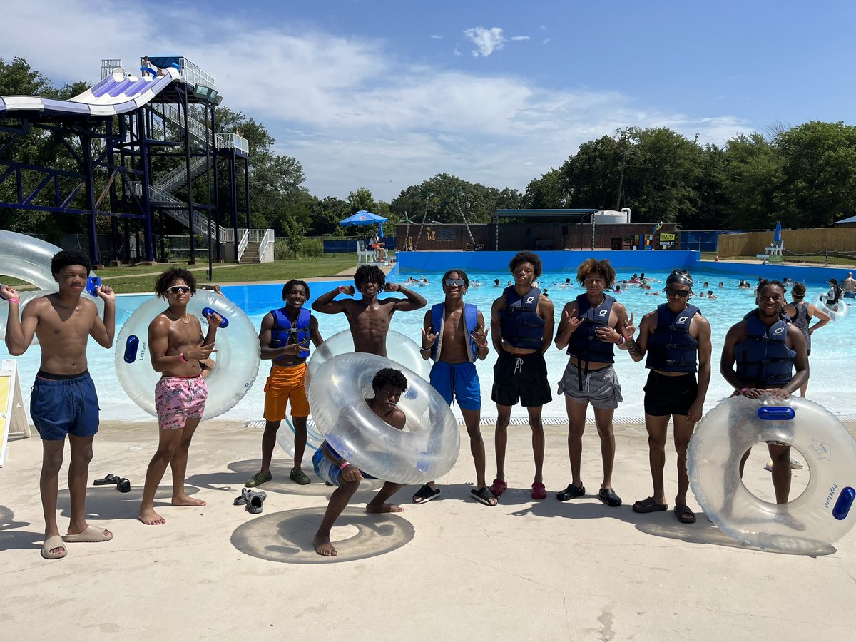 Great way to end the summer with the 2023 Buckeyes!

#Kaizen