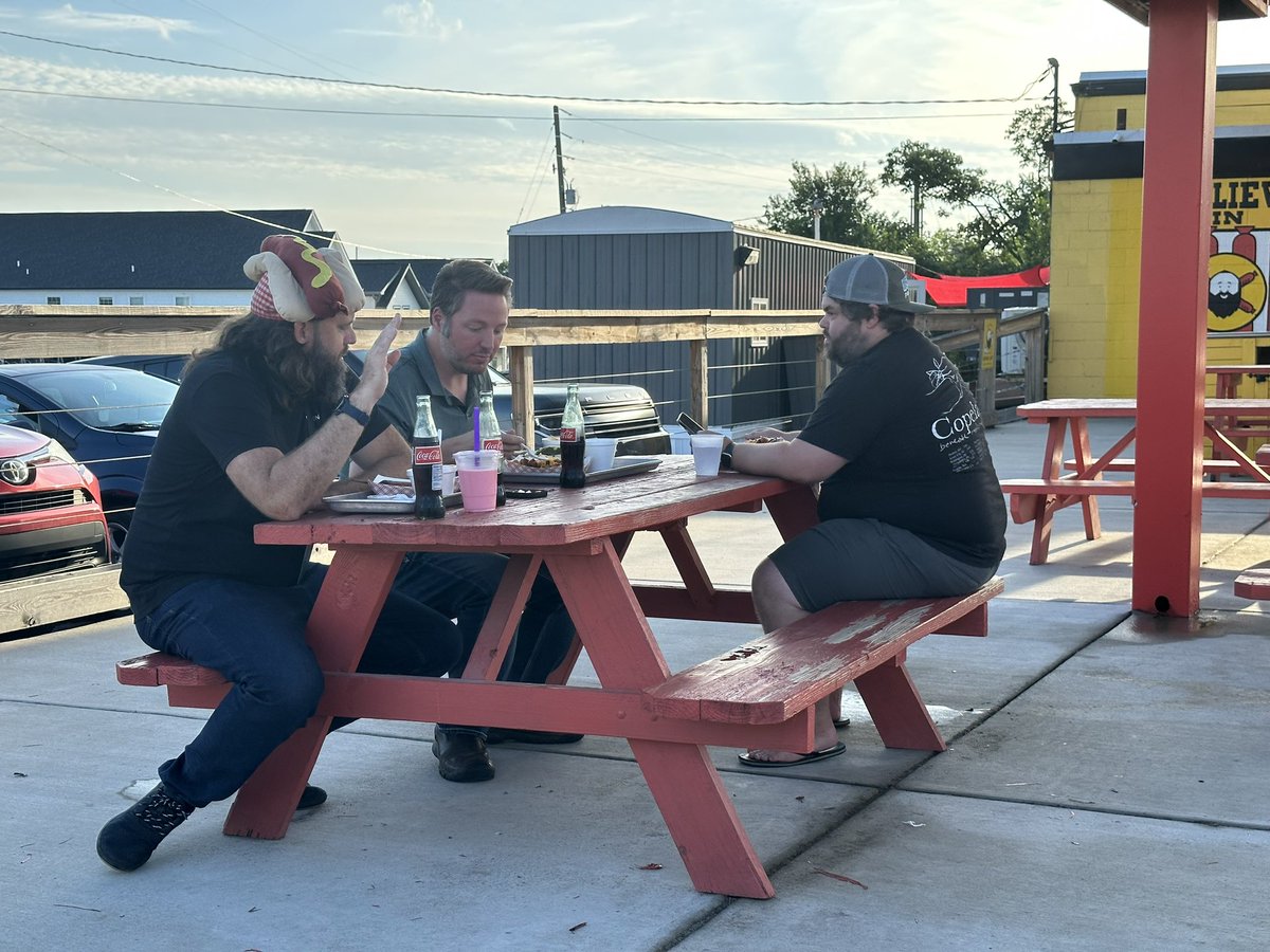 WurstCon's tweet image. Happy #dayAfterNationalHotDogDay