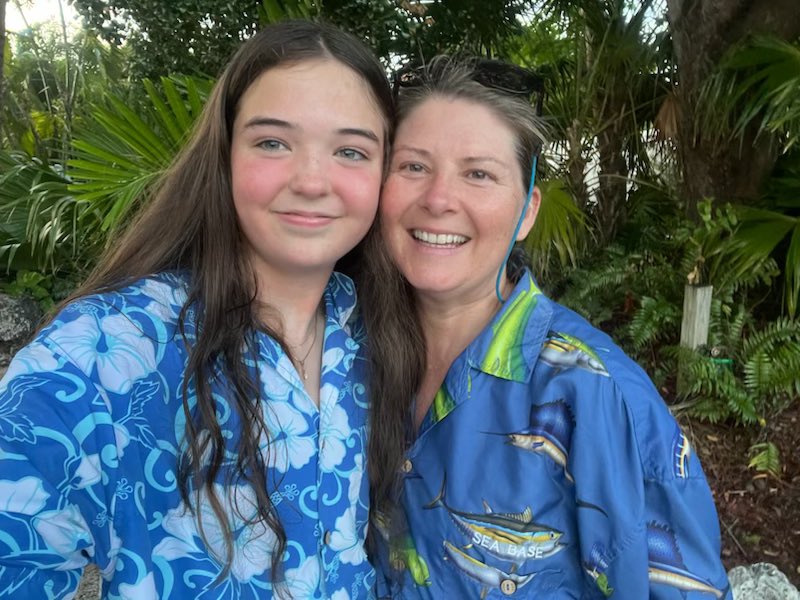 travisclose's tweet image. My son and I took the first photo together 5 years ago at @BSASeaBase and my wife and daughter wore our shirts and took the same photo tonight at @BSASeaBase #bsa @boyscouts #scoutsbsa #seabase #allinthefamily