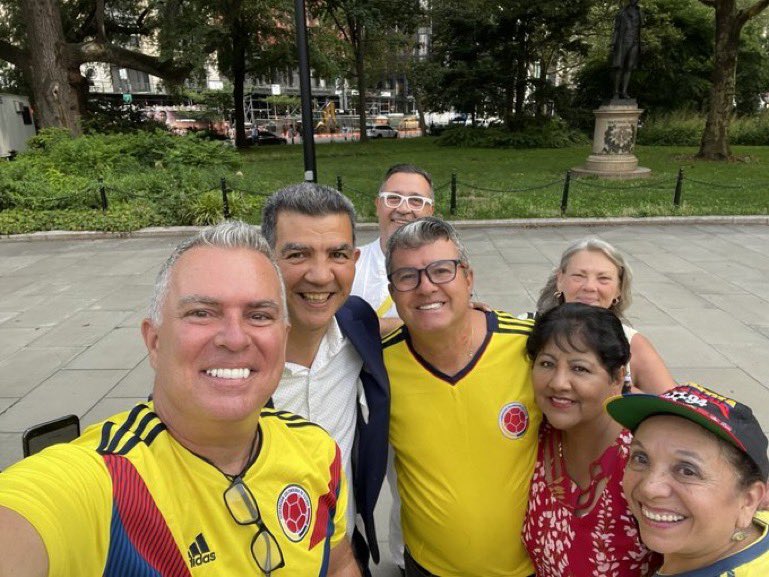 NYC DOT (@nyc_dot) on Twitter photo Commissioner Rodriguez ran into members from <a href="/34_ave/">34AveOpenStreets</a> today. Thanks to all of our Open Streets partners for helping us reimagine #NYCstreets! Commissioner Rodriguez ran into members from <a href="/34_ave/">34AveOpenStreets</a> today. Thanks to all of our Open Streets partners for helping us reimagine #NYCstreets!
