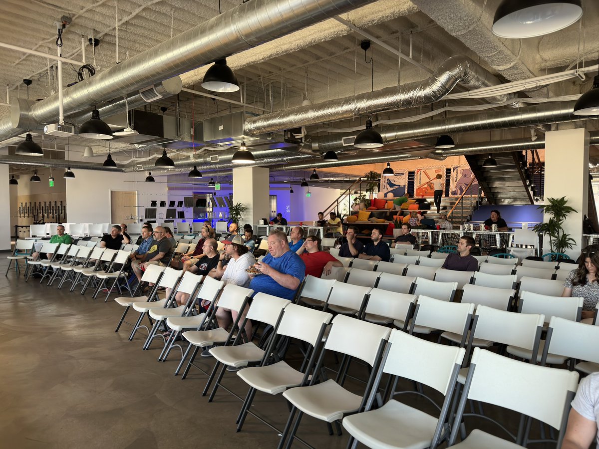 UtahJava's tweet image. Thanks @rob_rich for coming out and speaking tonight. Talking about @kubernetesio and local development