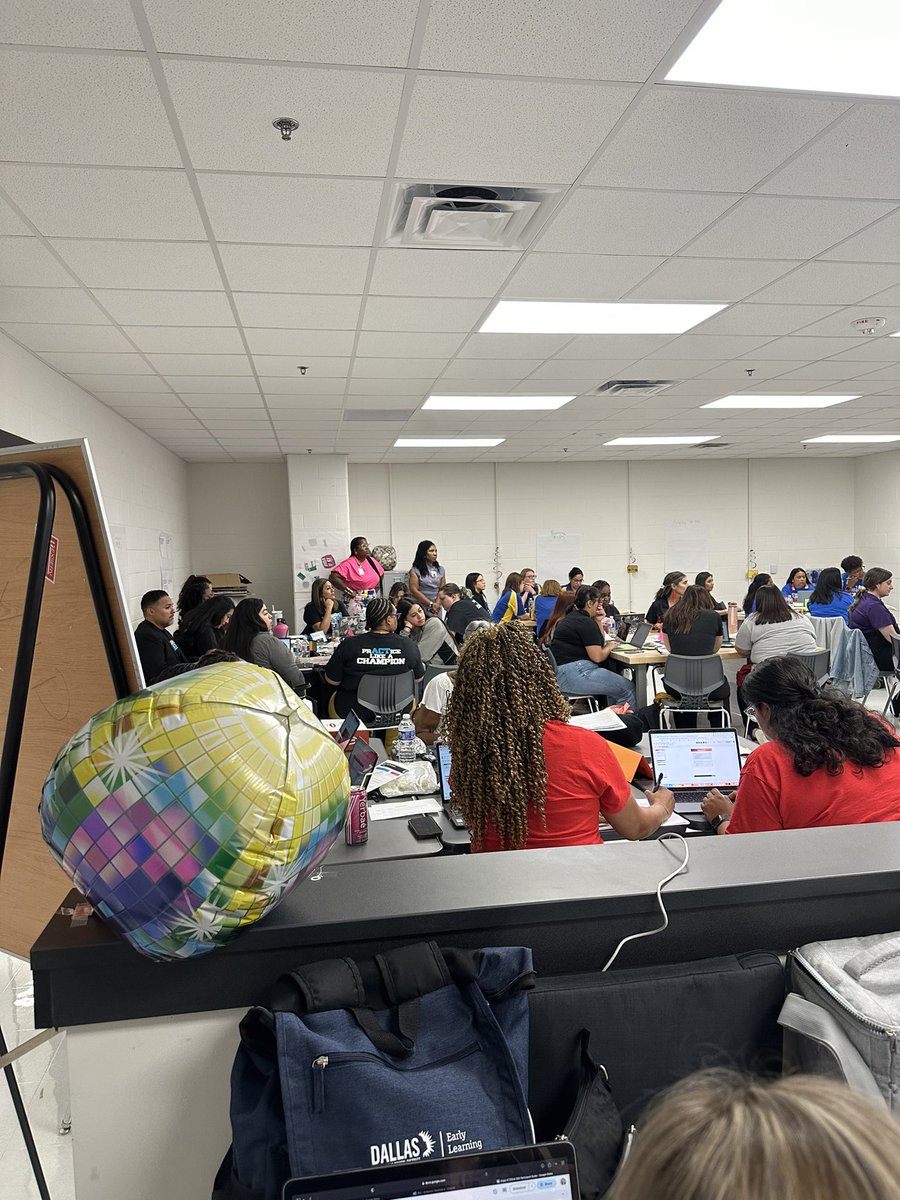HildaCRobinson's tweet image. 🌞 Day 2 of the Summer Summit: Empowering Dallas ISD Leaders for a Stellar School Year! 🚀 #EducationMatters #ReadyForSuccess @DrElenaSHill
@mibroughton
@shannontrejo 
@MurilloDebbie1 
@Mo1Ramirez 
@AaronDaffern