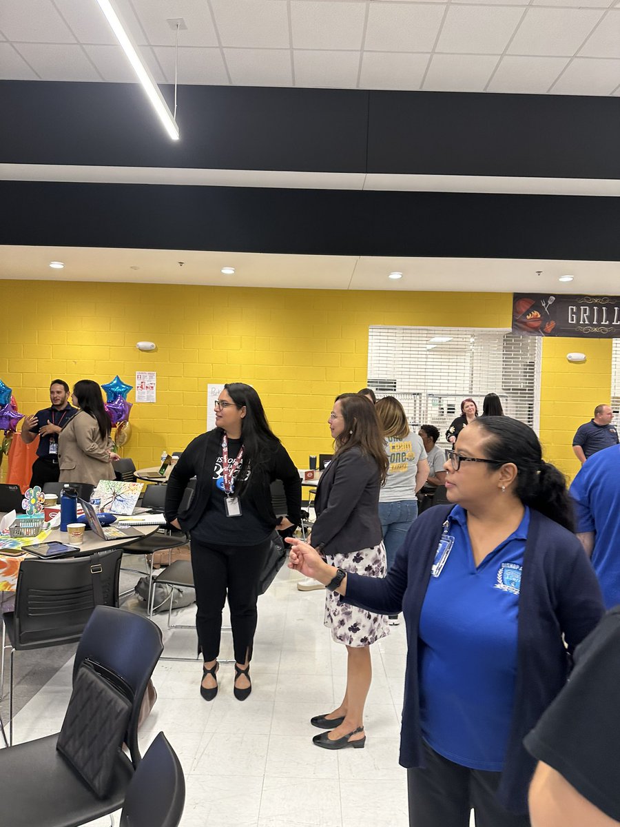 HildaCRobinson's tweet image. 🌞 Day 2 of the Summer Summit: Empowering Dallas ISD Leaders for a Stellar School Year! 🚀 #EducationMatters #ReadyForSuccess @DrElenaSHill
@mibroughton
@shannontrejo 
@MurilloDebbie1 
@Mo1Ramirez 
@AaronDaffern