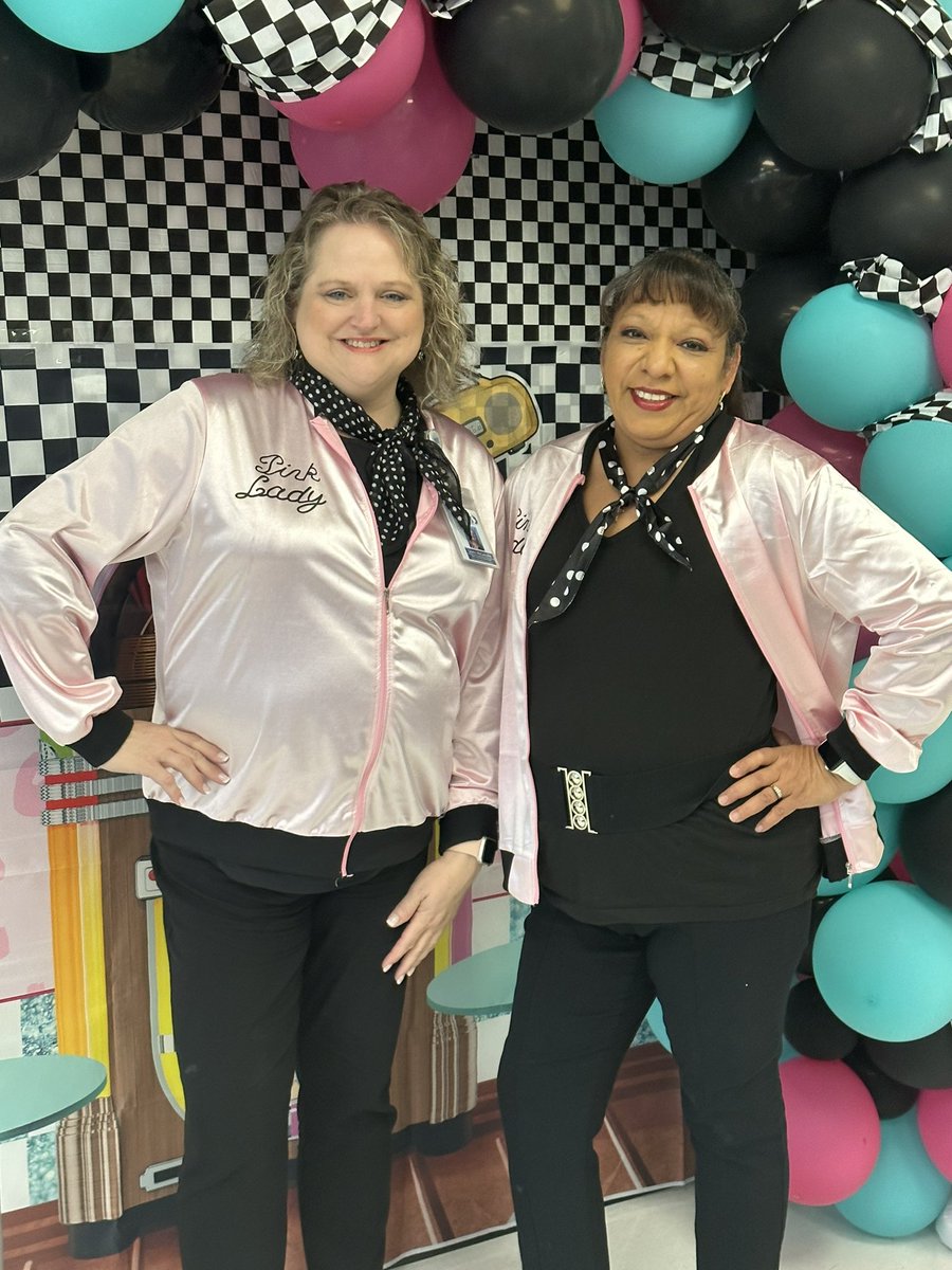 HildaCRobinson's tweet image. 🌞 Day 2 of the Summer Summit: Empowering Dallas ISD Leaders for a Stellar School Year! 🚀 #EducationMatters #ReadyForSuccess @DrElenaSHill
@mibroughton
@shannontrejo 
@MurilloDebbie1 
@Mo1Ramirez 
@AaronDaffern