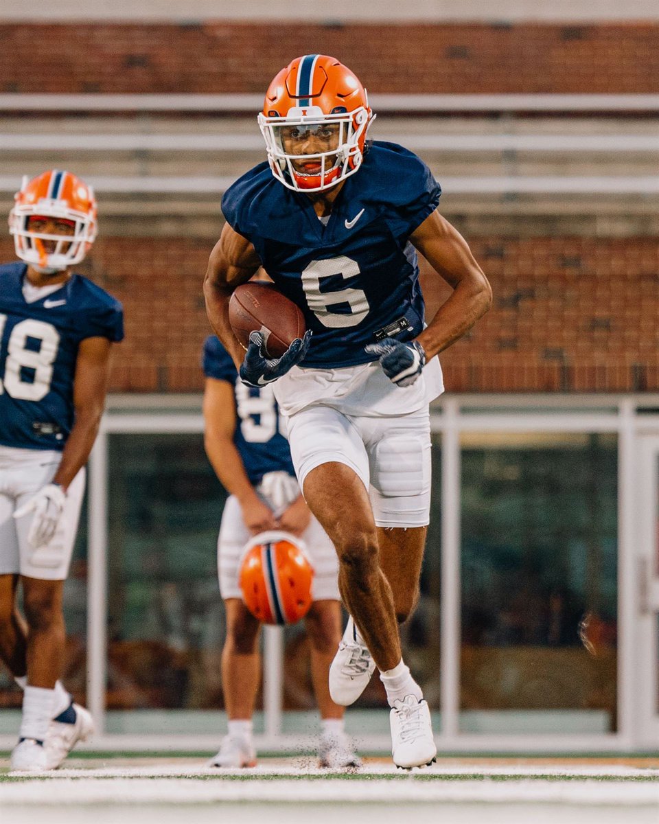 George McDonald (@coachgmcdonald) on Twitter photo Only 6 weeks, and we are back on the sidelines. I love my family time, but can’t wait to get back on the field with <a href="/IlliniFootball/">Illinois Football</a>, Who’s ready? <a href="/ashtonhollins1/">Ashton Hollins</a> #famILLy#ILL Only 6 weeks, and we are back on the sidelines. I love my family time, but can’t wait to get back on the field with <a href="/IlliniFootball/">Illinois Football</a>, Who’s ready? <a href="/ashtonhollins1/">Ashton Hollins</a> #famILLy#ILL
