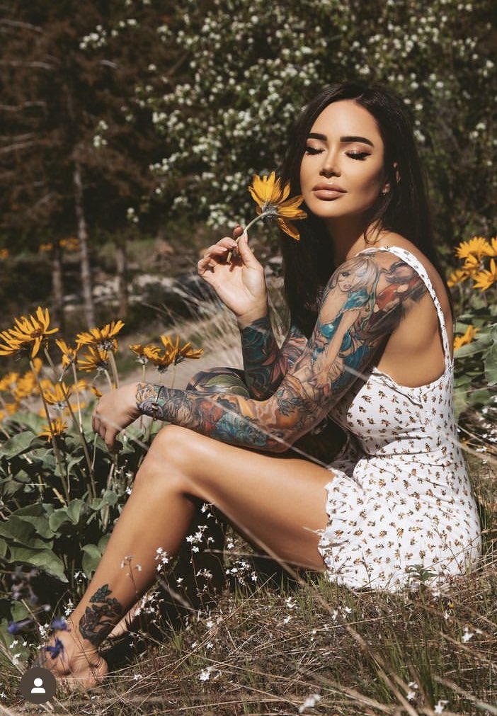 Paisley Moore (@paisleymoorerp) on Twitter photo 