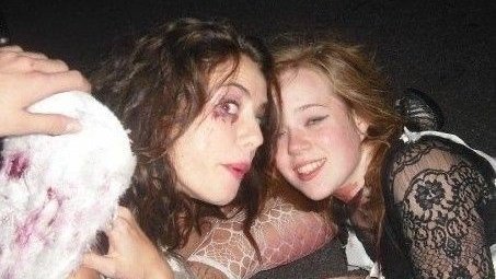 skinsfuckoff's tweet photo. skins cast https://t.co/WP5rTDtopj