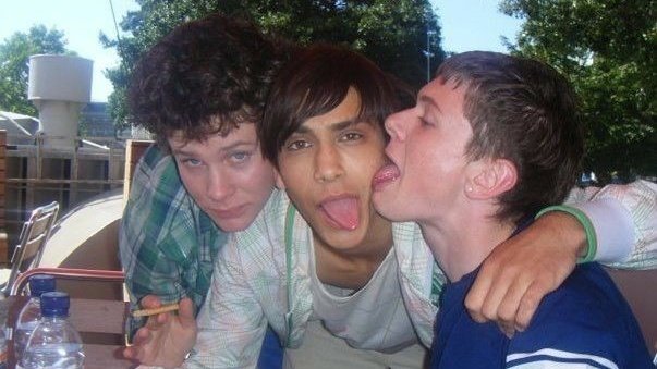 skinsfuckoff's tweet photo. skins cast https://t.co/WP5rTDtopj