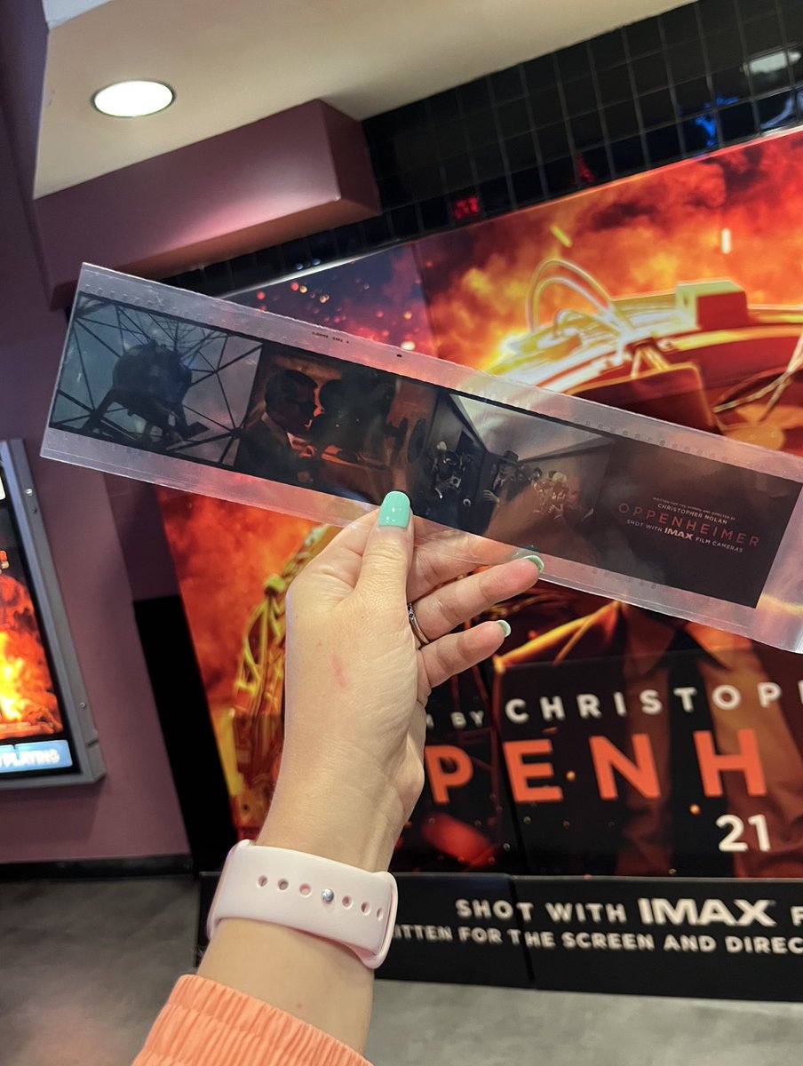 nivosupremo's tweet photo. They fixed it! Cinema was saved https://t.co/GwgZZEEUbL