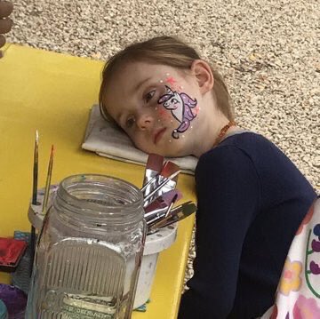 bookishwum's tweet photo. Me imagino a todas las niñas viendo la película de Barbie sin entender una mierda porque en realidad es una película para adultos JAJJAJAJAJAJA https://t.co/YUKVk0ZxY7