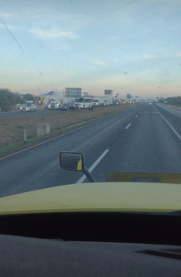 PERCANCE🚨🚨🚨

KM. 182 APROX. DE QUERÉTARO A SAN LUIS YA SE ESTA HACIENDO LA FILA 

10-28 gofy
20/07/2023
7:30 pm
