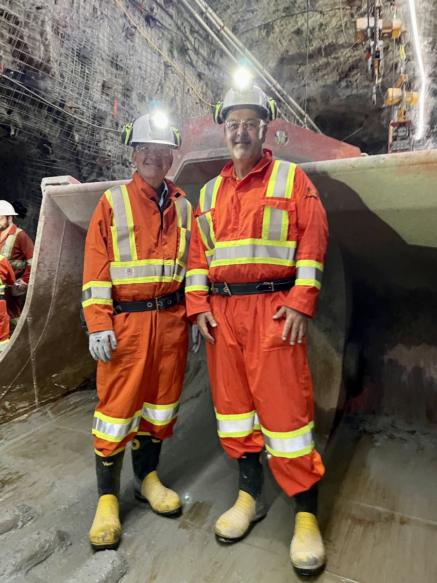 GeorgePirieMPP's tweet image. It was fantastic visiting with folks from #EvolutionMining at their Red Lake Complex.

I enjoyed touring their beautiful #Mining facility &amp;amp; discussing their aspirations for the #RedLake operation. I also had a great chat with staff about how vital mining is to #NorthernOntario.