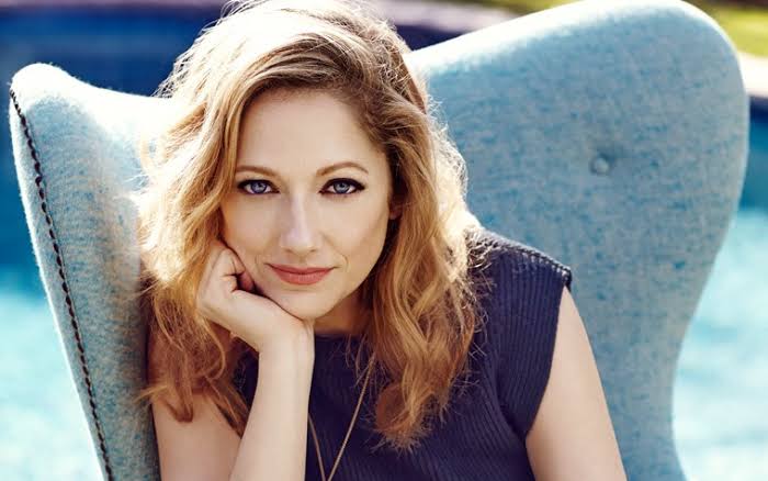 Happy birthday Judy Greer. : You are a fabulous actress. I miss you in Halloween Ends, but thank you for your performance ❤️.

#Halloween 
#HalloweenKills
#JudyGreer