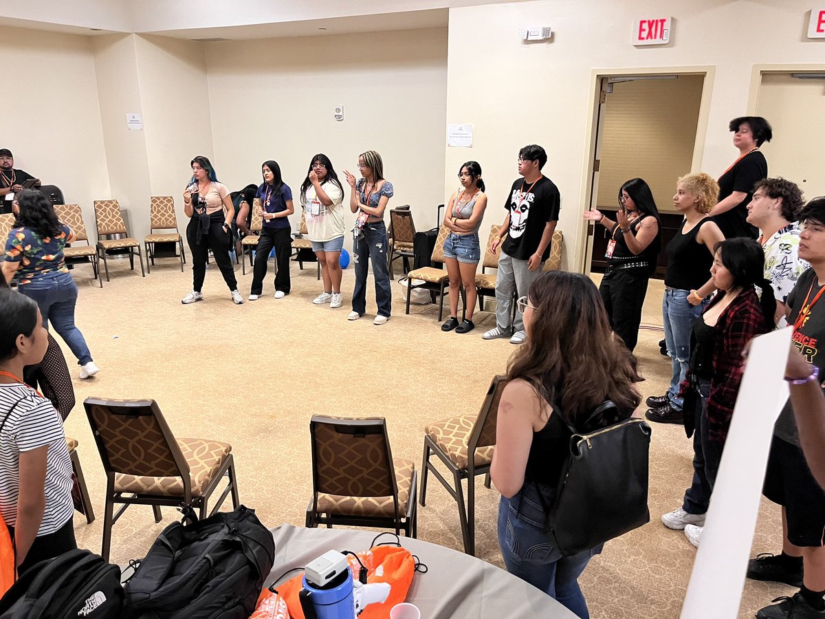 yerr_power's tweet image. 💥✊🏾YOUTH GATHERING space at #PC2023 starting off strong with balloons and a game of cold wind blows! #CantStopWontStop
