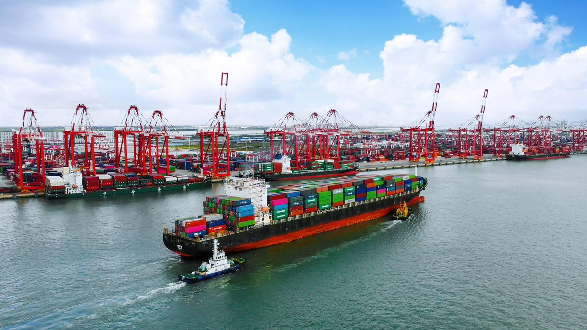 🔺#Guangdong's  exports have exceeded 2.5 trillion yuan in the first half of 2023, reaching an all-time high for the same period
🔺The province's foreign trade in H1 reached 3.86 trillion yuan, a slight decline of 1.3% compared to the previous year
#InvestChina #ChinaEconomy