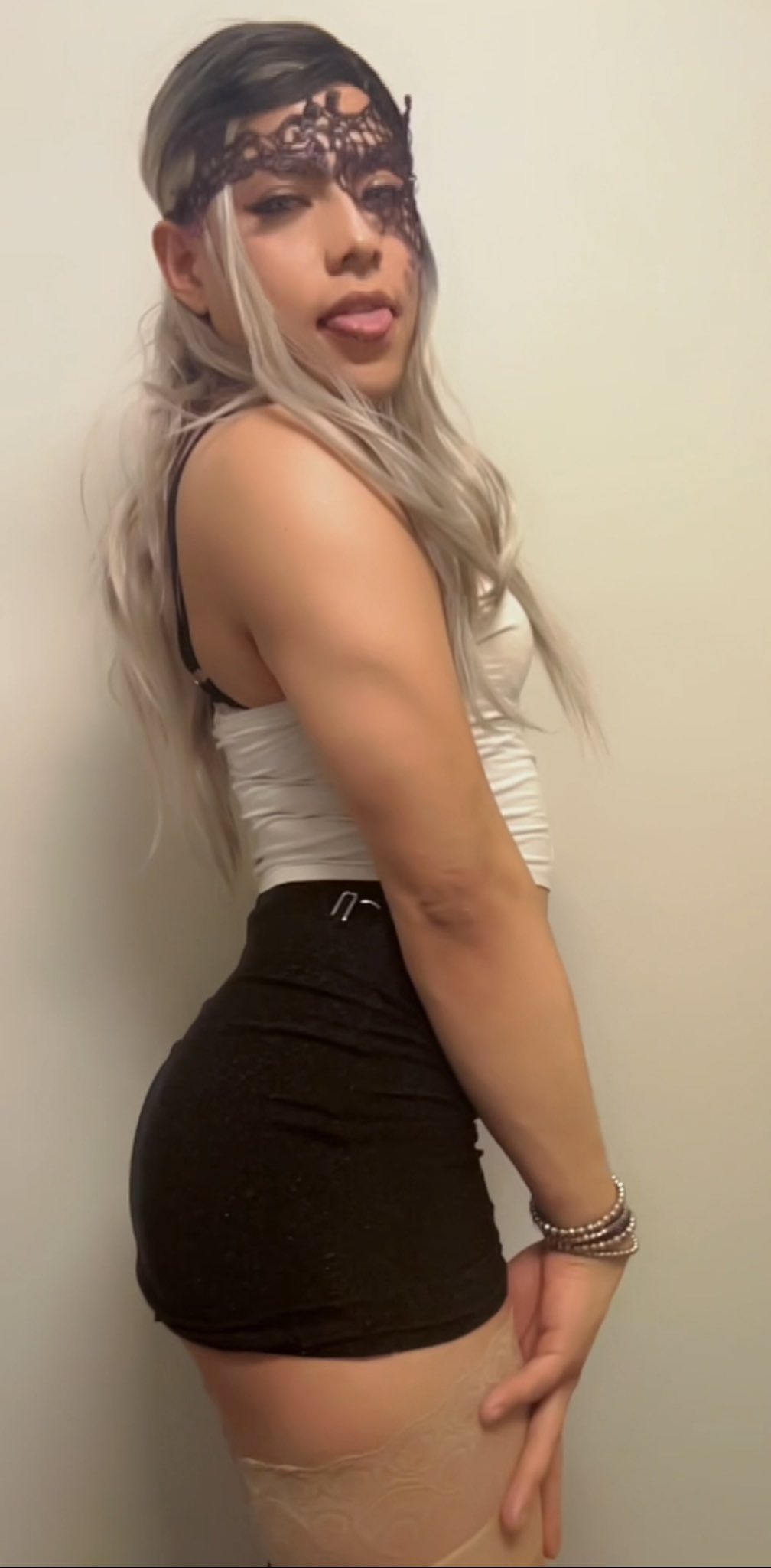 ♠️ Lola Crystals ♠️ on Twitter: "Slutty Selfie :P https://t.co