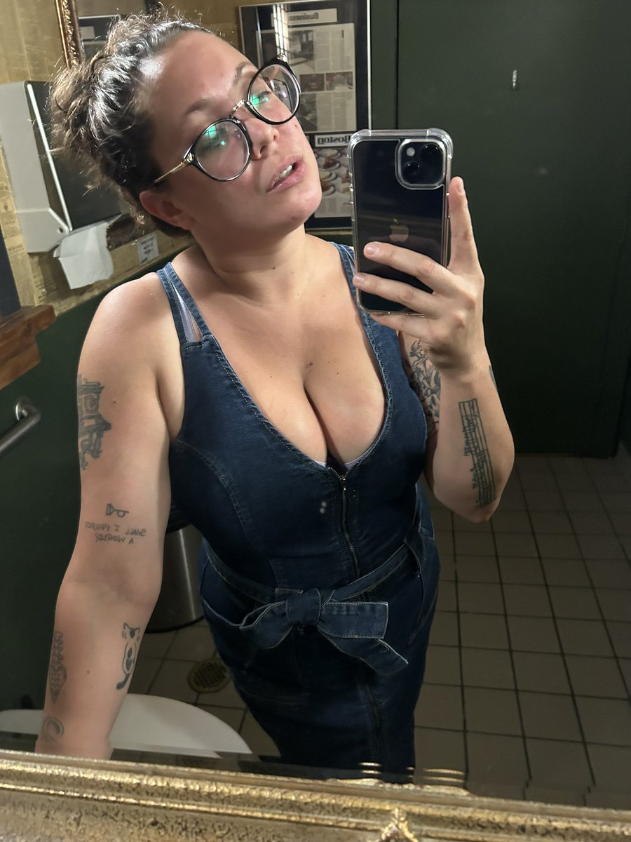 Special skills: boobs.