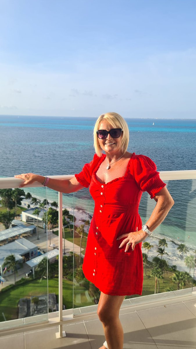 Angie Ghirl 🍀🍀🍀 tweet media