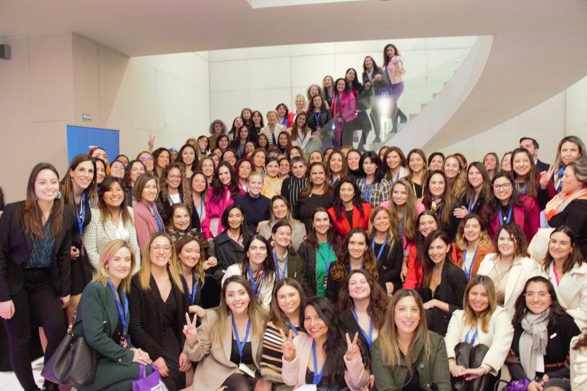 Durante tres días he tenido el honor de compartir con mi soul sister <a href="/harbeenarora/">Dr. Harbeen Arora Rai</a> y  un grupo diverso  e inclusivo. Ha sido un aprendizaje para lo que viene.
Namaste