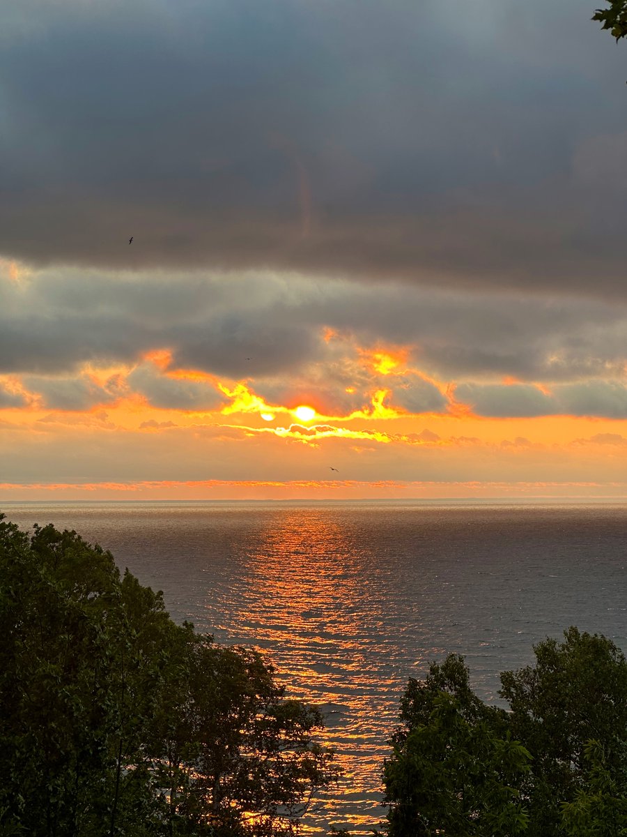RandyStine's tweet photo. No filter needed.
#DoorCounty #SisterBay #Wisconsin https://t.co/NT99AsvxEm