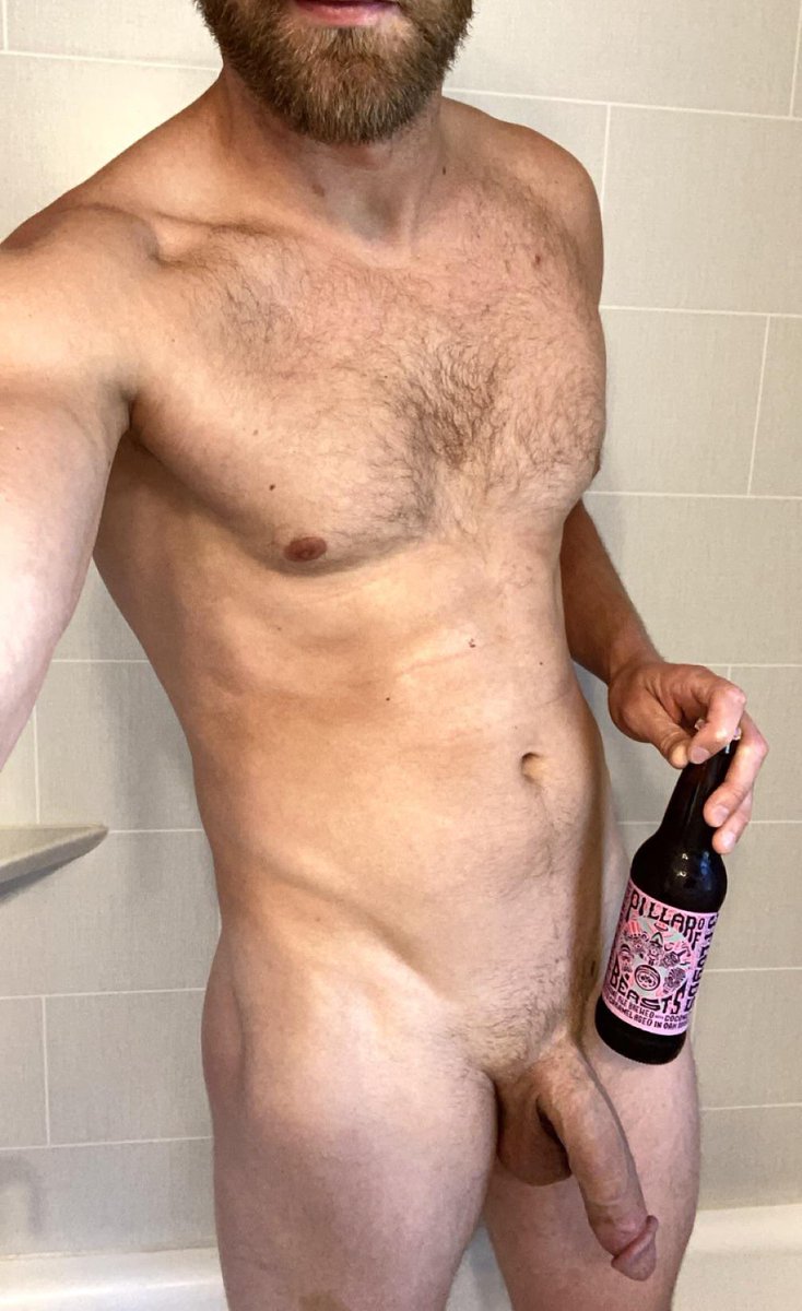 Daddy47Taco's tweet photo. Come me take a beer 🍻 with my cock https://t.co/NN86fazRj7