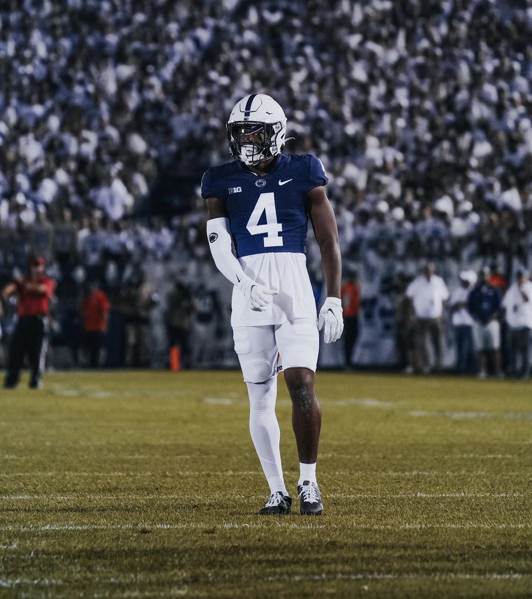 Blessed to receive an Offer from Penn State University!!!💙🤍 <a href="/coachseider/">Ja’Juan Seider</a> <a href="/coachmhagans/">Marques Hagans</a> <a href="/Cocoa_Schneider/">Ryan Schneider</a> <a href="/adam_franco/">Coach Franco</a> <a href="/adamgorney/">Adam Gorney</a> @SWiltfong247 <a href="/JeremyO_Johnson/">Jeremy Johnson</a> <a href="/ErikRichardsUSA/">Erik Richards</a> <a href="/DemetricDWarren/">Demetric D. Warren</a> <a href="/MohrRecruiting/">Brian Mohr</a>