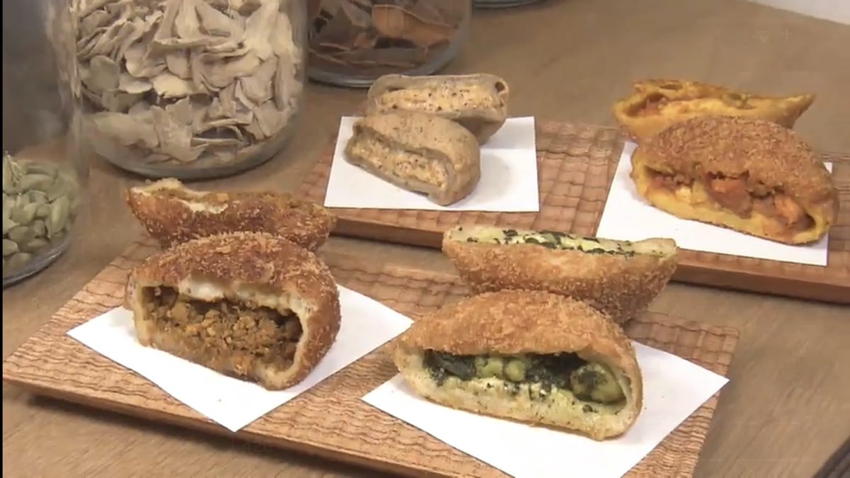 スパイシア（Spicier）｜スパイスチャイとインドカレーパン tweet media