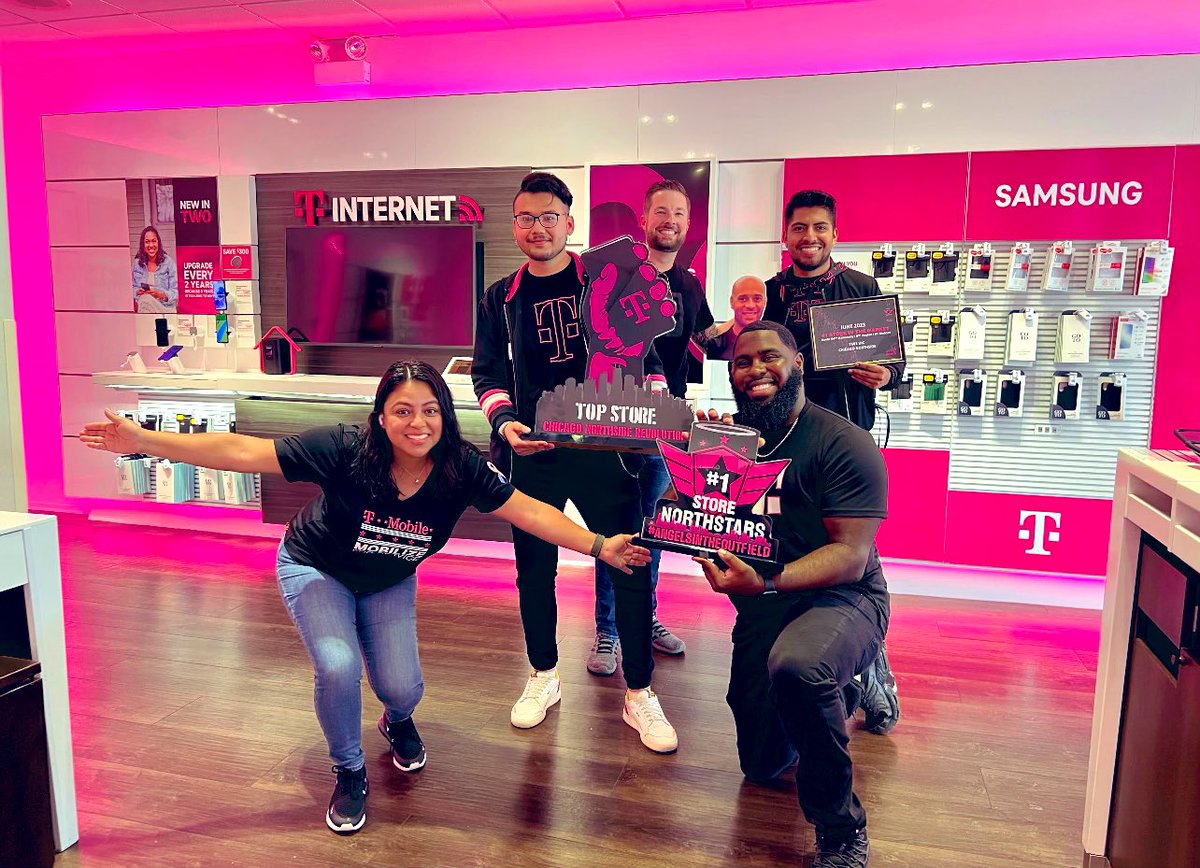 Congratulations to UIC for being the #1 store in Magenta Northstars, 6th in Central, 46th Nationally! ⭐️🎉 let’s GROW! #DreamBigandDeliver @domjrcoleman @househehn @ChevyJ_ @jennyabonce