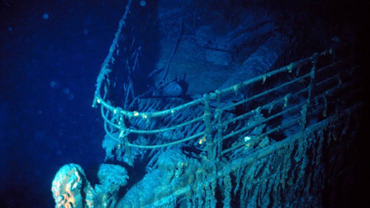 MututiWHans's tweet photo. >> Le cœur d’une femme est un océan des secrets. 

-Titanic - https://t.co/Md6b0TaQN0
