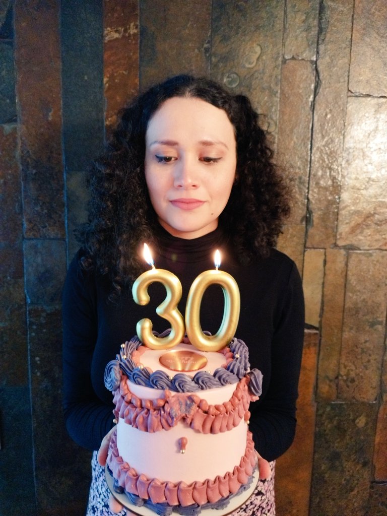 dannymildred's tweet photo. Bye 2do piso, hello 3er piso 🎂🎂 https://t.co/U1SrhEeJtv