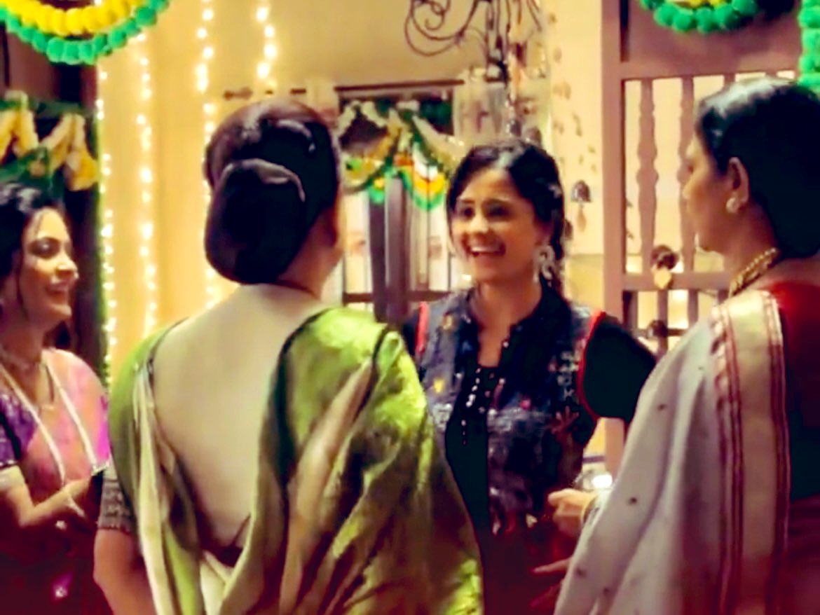Ayeshu On Set 💃💃💃

#AyeshaSingh #Ayeshians #SaiJoshi #GhumHaiKisikeyPyaarMeiin