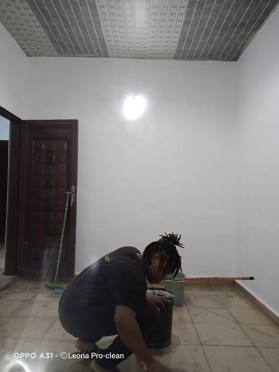 Thickerbody_08's tweet photo. Start Fresh in Your New Space! π β¨ Our Move-In Cleaning Services will make your new home spotless and ready for a fresh beginning. Say goodbye to dust and hello to a clean slate! Book now and embrace a clean start! π« #MoveInCleaning #NewBeginnings #CleanSpaceCleanMind https://t.co/qVU9YlP9OA