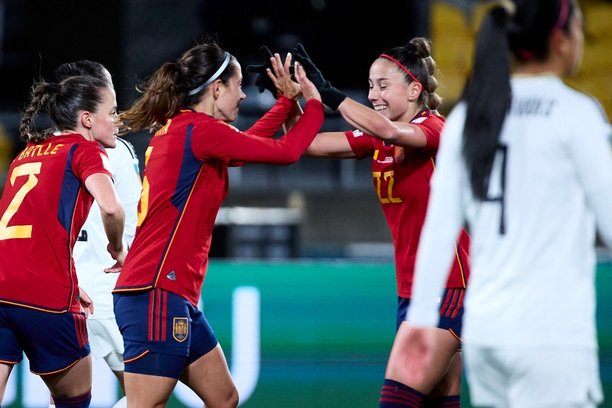 ⚽DIRECTO | España - Costa Rica levante-emv.com/deportes/futbo…
<a href="/SEFutbolFem/">Selección Española Femenina de Fútbol</a>