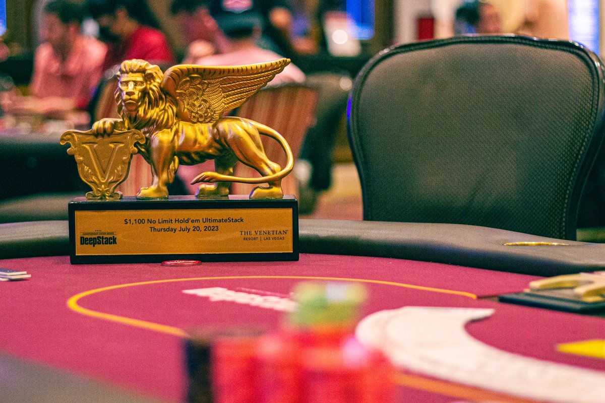 DCPS Event #62
$1,100 NLH UltimateStack
$500,000 Guarantee

1st Place - $130,935

5 Players Left

Furkan Beg – 13,925,000
Jim Agate – 8,250,000
Scott Hall – 6,700,000
Jack McDonald – 4,075,000
Daniel Chan – 4,000,000

Updates: https://t.co/VeB6mUiE8l https://t.co/Nv6cT7V9lh