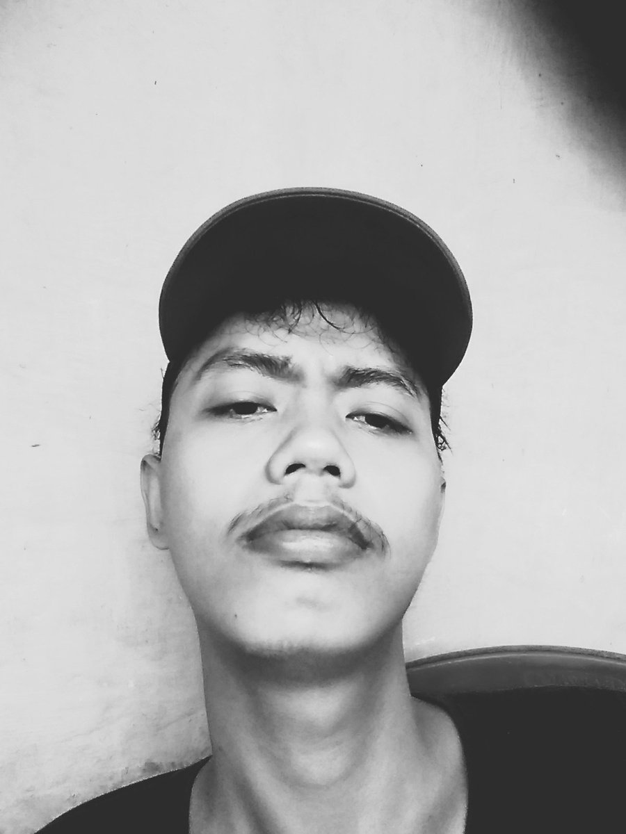 nama tweet media
