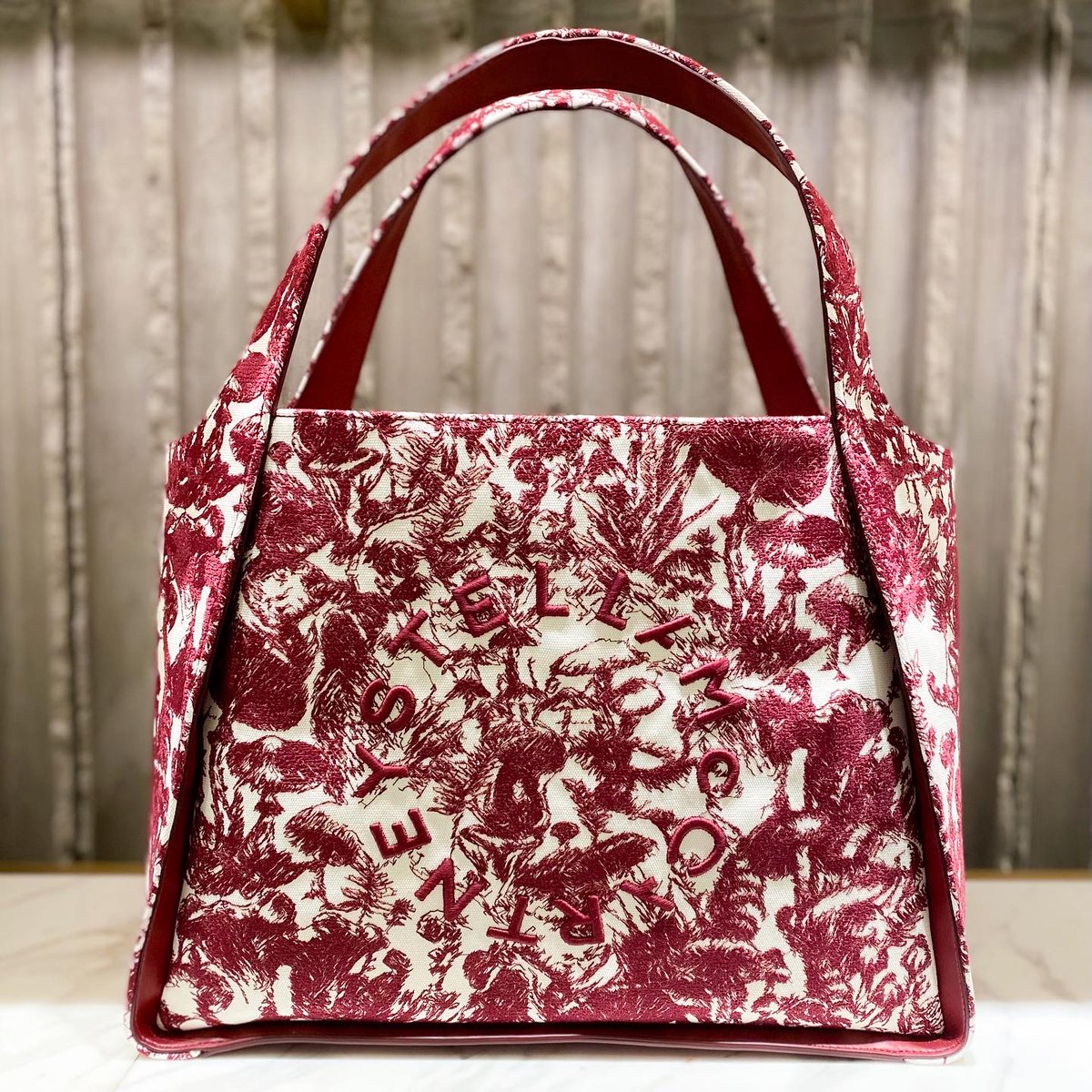 HANKYU.MODE tweet media