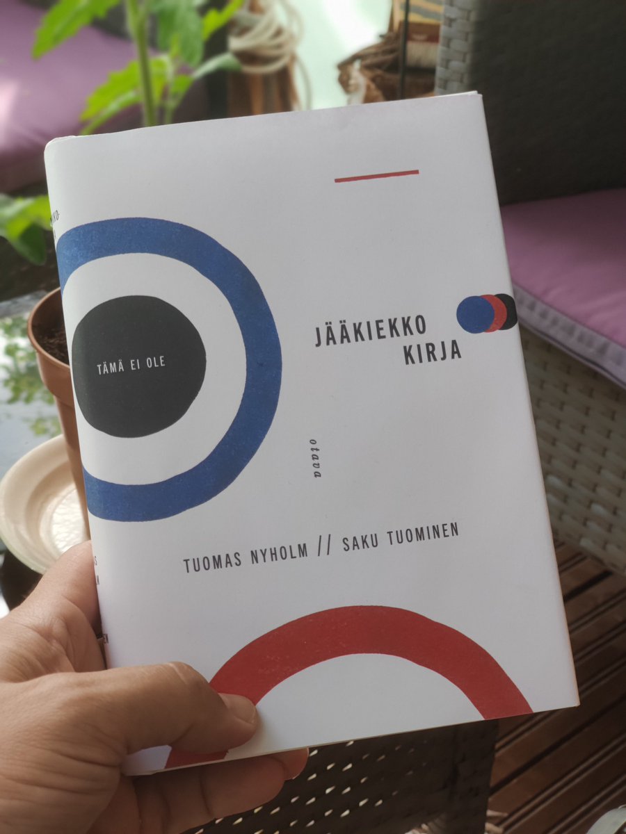 Turo Teittinen (@turoteittinen) on Twitter photo Tämä oli kyllä miälenkiintone #jääkiekko-kirja! Tuli luettua melkein yhdellä istumalla. Kehut paikallaan <a href="/TuomasNyholm/">Tuomas Nyholm</a> & <a href="/sakuidealist/">Saku Tuominen</a> 👏 Tämä oli kyllä miälenkiintone #jääkiekko-kirja! Tuli luettua melkein yhdellä istumalla. Kehut paikallaan <a href="/TuomasNyholm/">Tuomas Nyholm</a> & <a href="/sakuidealist/">Saku Tuominen</a> 👏