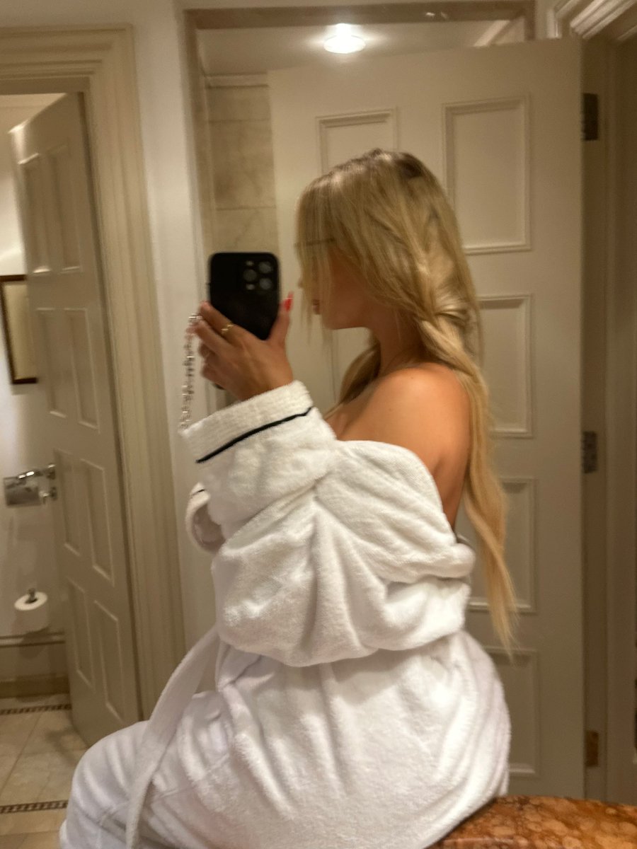 celle ♡ tweet media