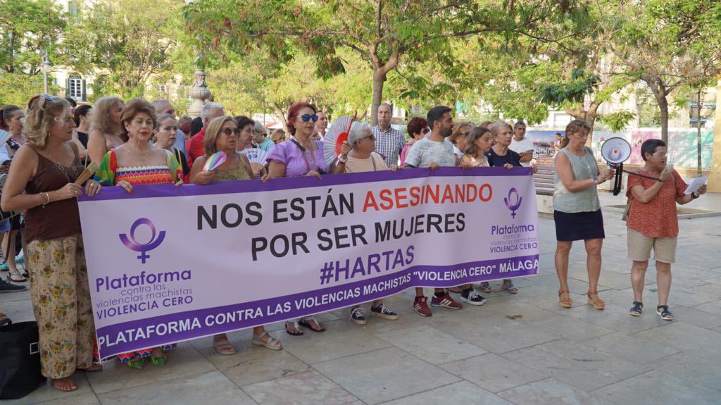 MViolencia0's tweet photo. Nos están asesinando por ser Mujeres. La violencia machista es una cuestión de Estado. #NiUnaMenos https://t.co/Wulxa8eGps