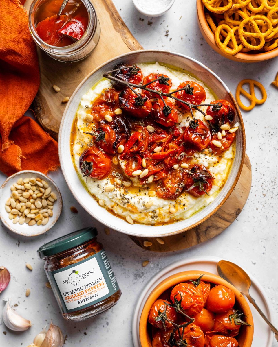 🔥 VEGAN WHIPPED FETA 🔥 You heard that right; we’ve *whipped* up a veganised version of the trending TikTok recipe and jazzed it up with roasted red peppers and charred tomatoes 😮‍💨🤌🏼 Head to our website for the recipe & find our products on Ocado🙌🏼 #YummyNakedGoodness