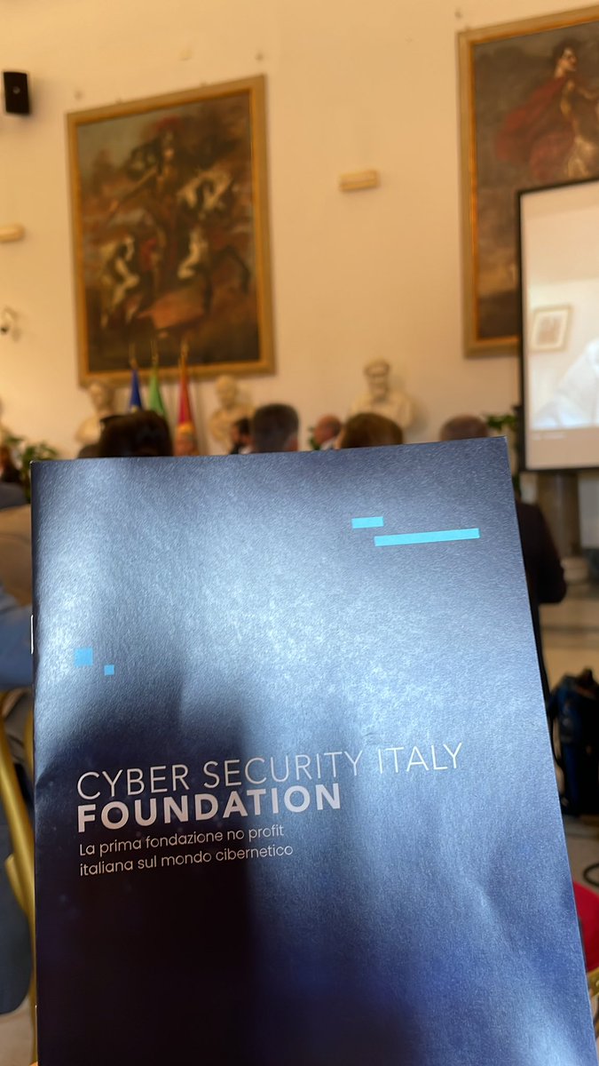 Motrix70's tweet image. Campidoglio: evento della Fondazione Cyber Security Italy: l’importanza della formazione a tutti livelli. L’impegno di @Accentureitalia parte dalle scuole #CyberSecurityAwareness @comuneroma
