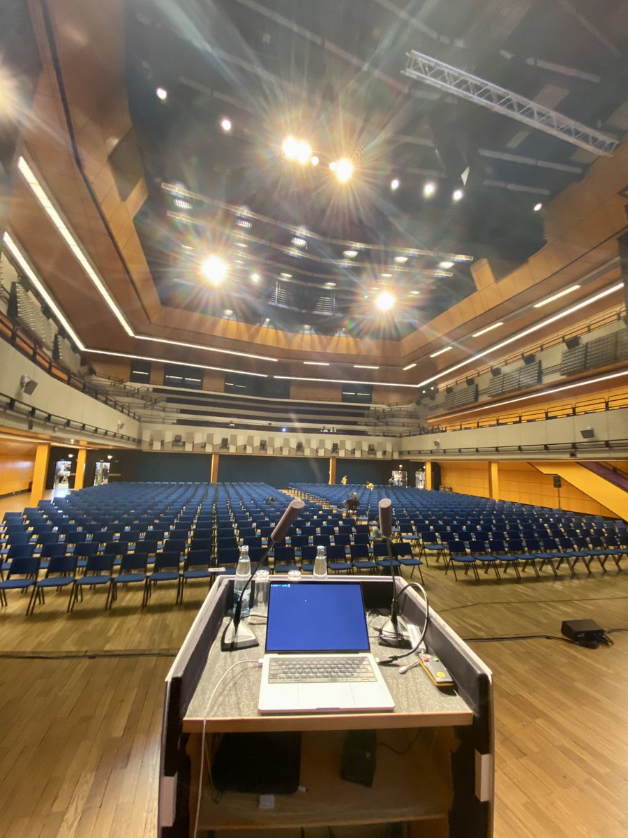 mamodrzejewski's tweet image. My view before yesterday’s talk at @europython 😍 having a great time and excited for the final day of talks! #europython #prague