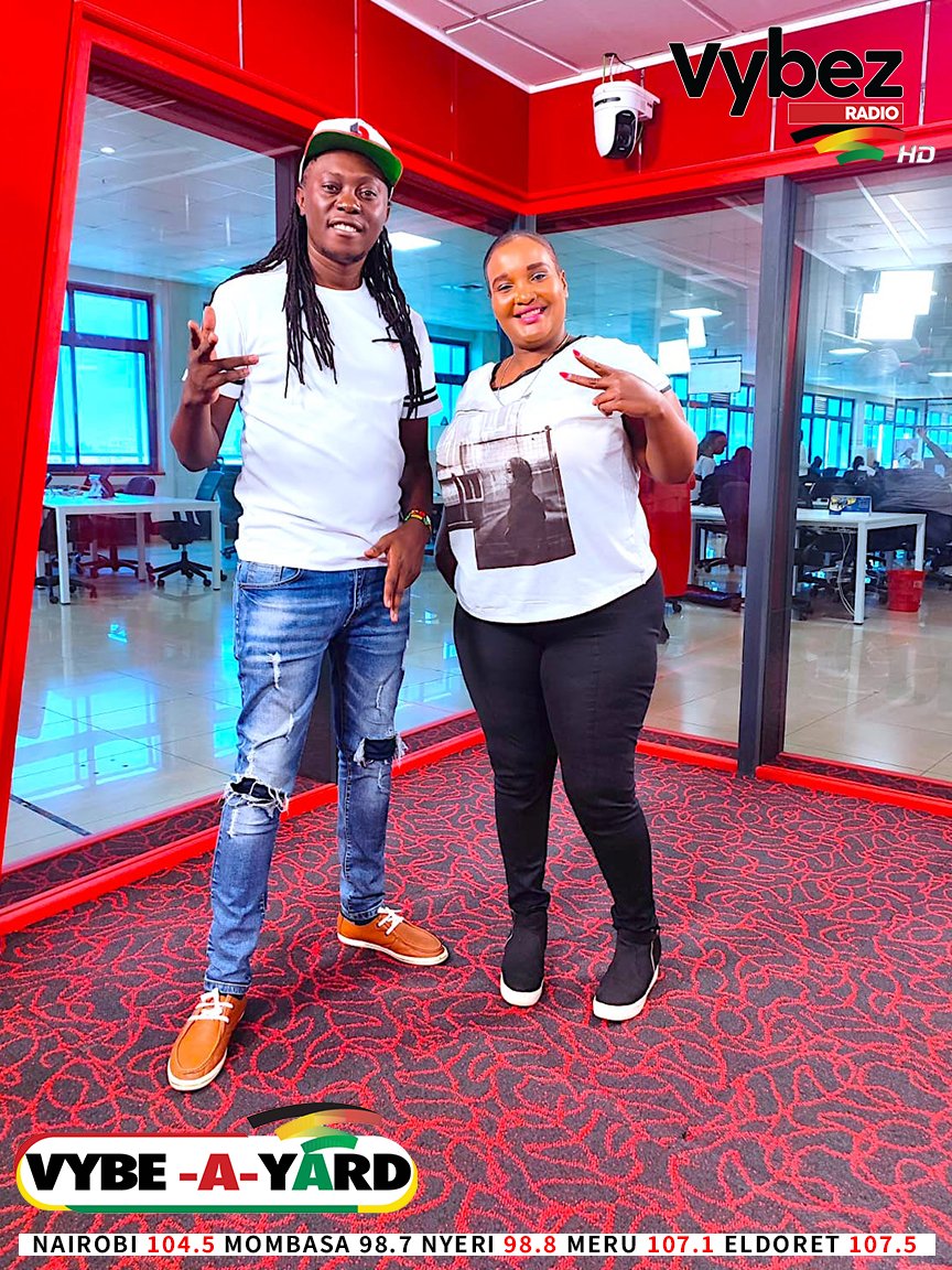 Vybez Radio (@vybezradioke) on Twitter photo Yela yela!! Is vipi hapo area code ya yours? #NganyaFriday pap! Sisi hao,,,,tukuget stenje gani?
#VybeAYard
<a href="/Browngalnessa/">browngal a gal nessa</a> & <a href="/deejaypatiz/">DEEJAY PATIZ</a> Yela yela!! Is vipi hapo area code ya yours? #NganyaFriday pap! Sisi hao,,,,tukuget stenje gani?
#VybeAYard
<a href="/Browngalnessa/">browngal a gal nessa</a> & <a href="/deejaypatiz/">DEEJAY PATIZ</a>