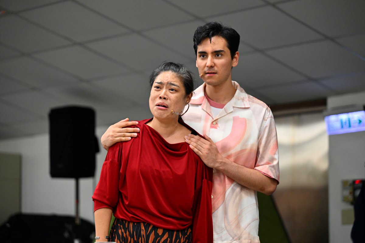 NTT_Taichung's tweet image. ☀2023 NTT-FUN⛱️Rehearsal: NEXT TO NORMAL! This Weekend, presented &amp;amp; produced by Taiwanese company Activa Productions and NTT, the dream team will bring the award-winning musical to stage with brand new local energy🥤npacntt.tw/n05HQbMf
#2023NTT夏日放時光 #NTTSummerFunTime