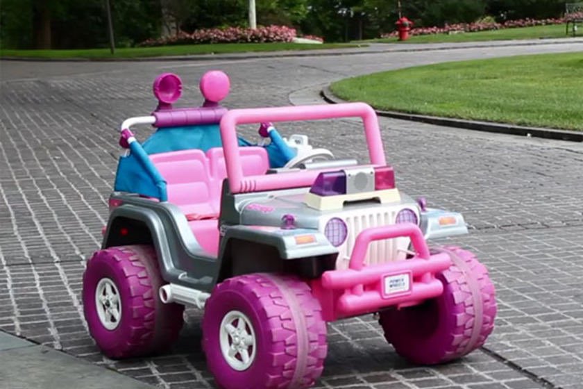hannahcersell's tweet photo. Just saw the #Barbiemovie and now I just want to wrap my jeep to look like the one I had as a kid✨ https://t.co/wKPSAq2uVa