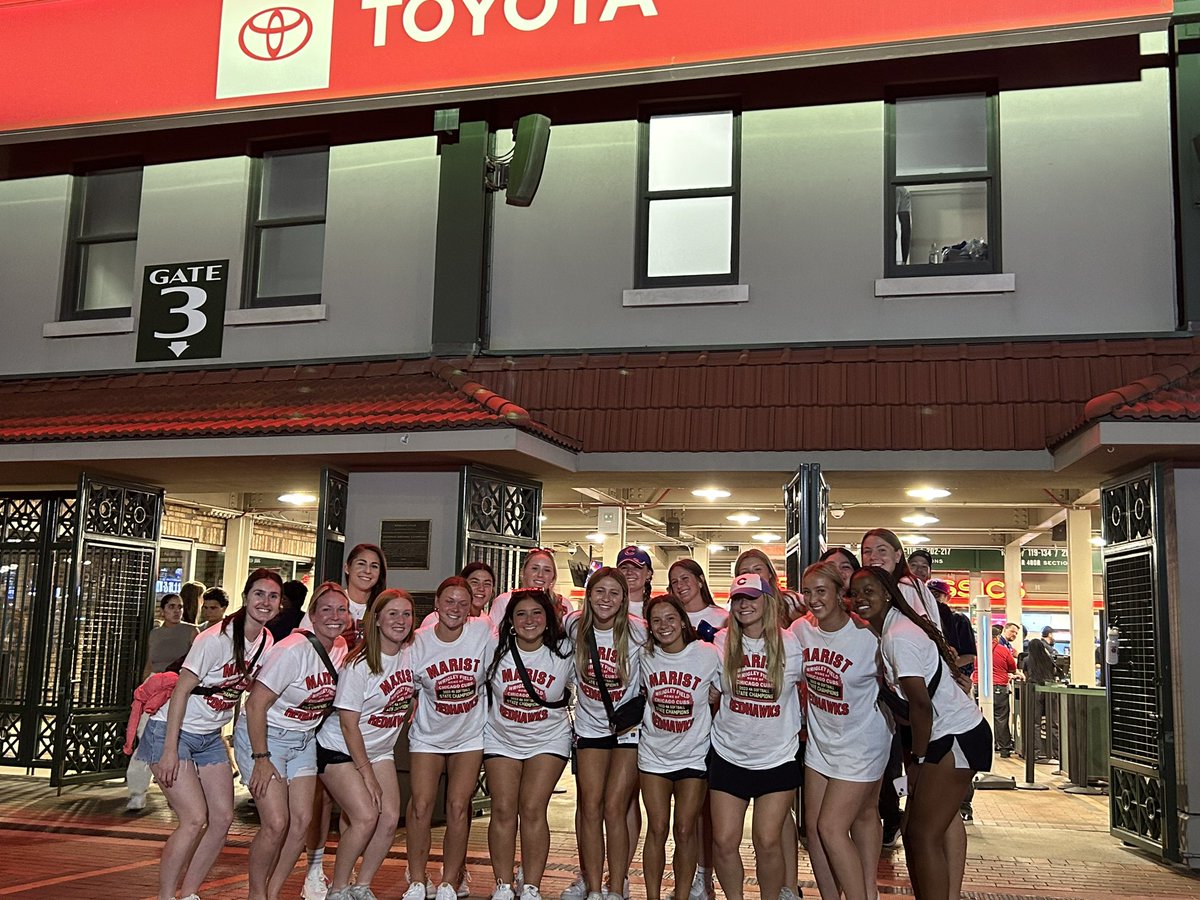 🥎 Marist Softball 🥎 (@redhawksb) on Twitter photo What a great night at <a href="/Cubs/">Chicago Cubs</a> game! Thanks for recognizing our state champs!! <a href="/IHSAState/">IHSA State</a> <a href="/MaristChicago/">Marist HS Chicago</a> What a great night at <a href="/Cubs/">Chicago Cubs</a> game! Thanks for recognizing our state champs!! <a href="/IHSAState/">IHSA State</a> <a href="/MaristChicago/">Marist HS Chicago</a>