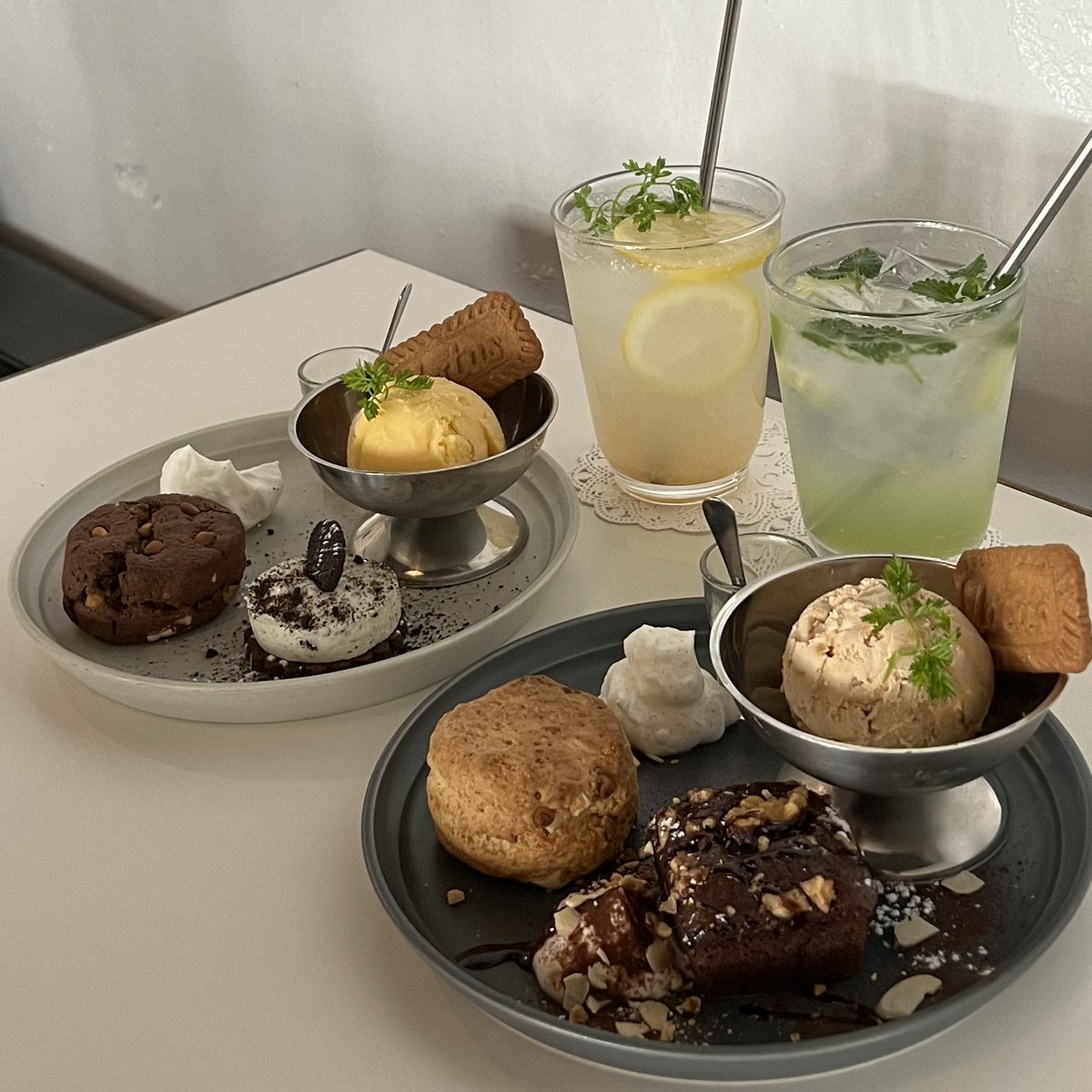 llfoo_il's tweet photo. 今まで行ったカフェの中で一番好きなお店 https://t.co/nkZq00YHIY