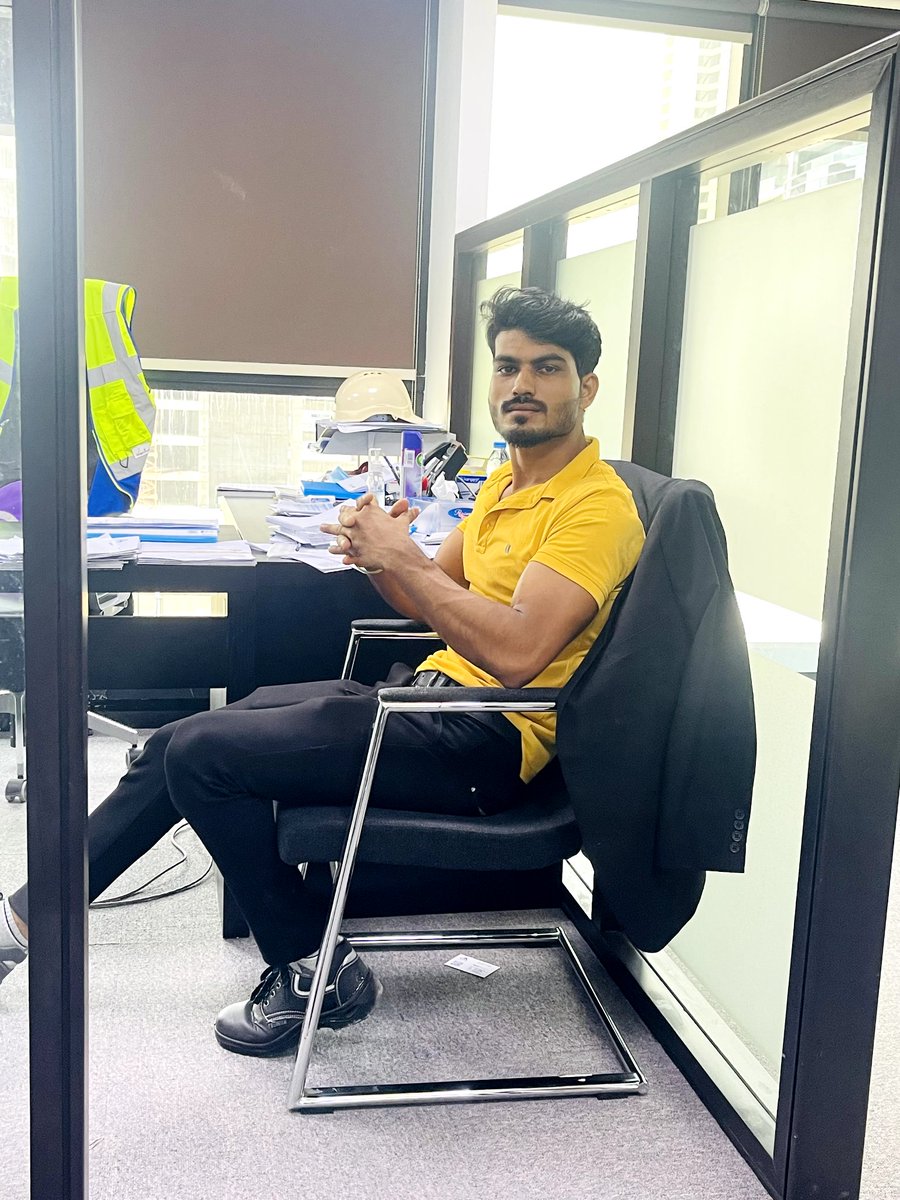 mr_samarkhan_'s tweet photo. Hello lady I'm here 😉 https://t.co/JZpd5LQXGq
