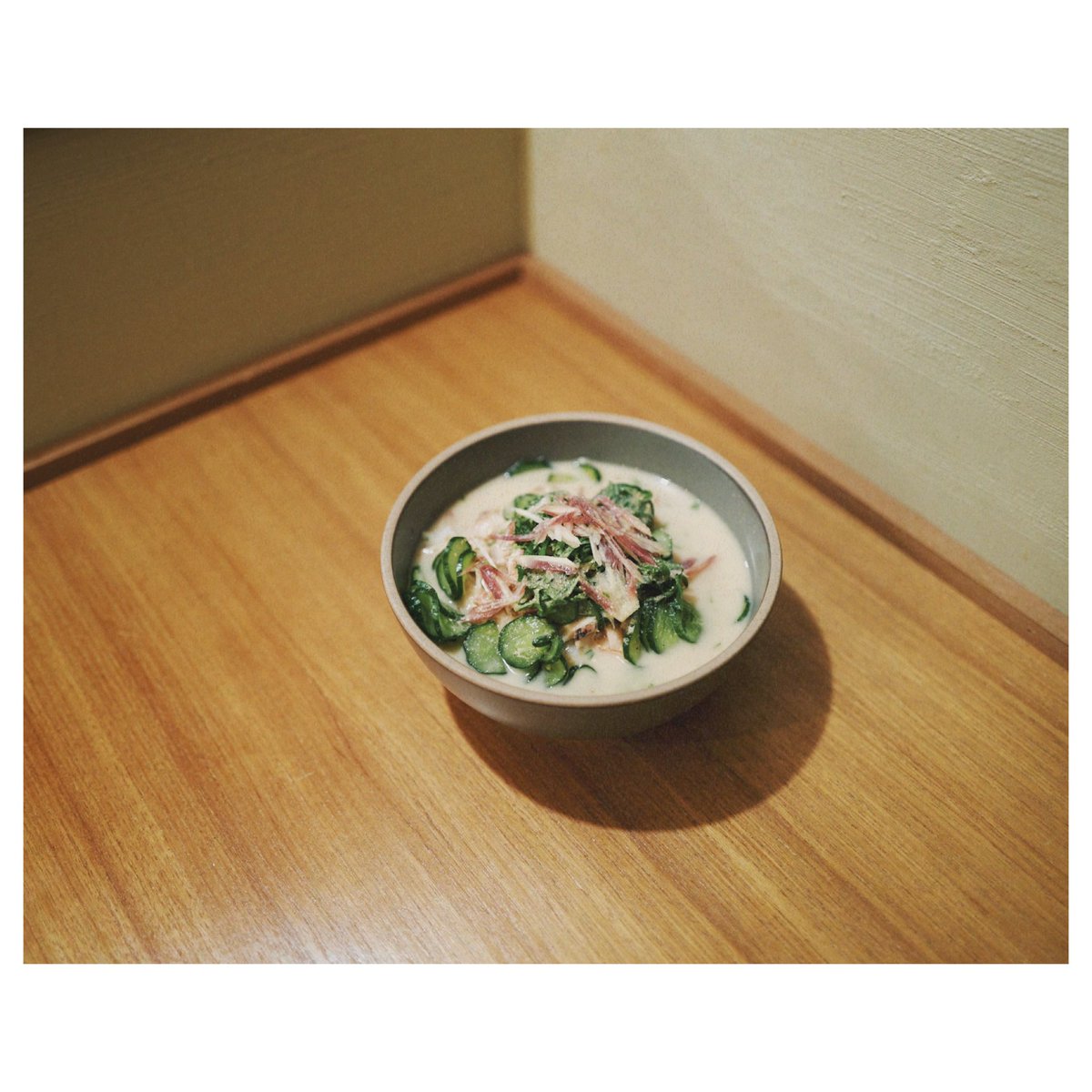 designluxs's tweet photo. 2日続けて食べに来てくれたお客さまが3名も。冷や汁、好評でした。 https://t.co/0e6CxXJOYY