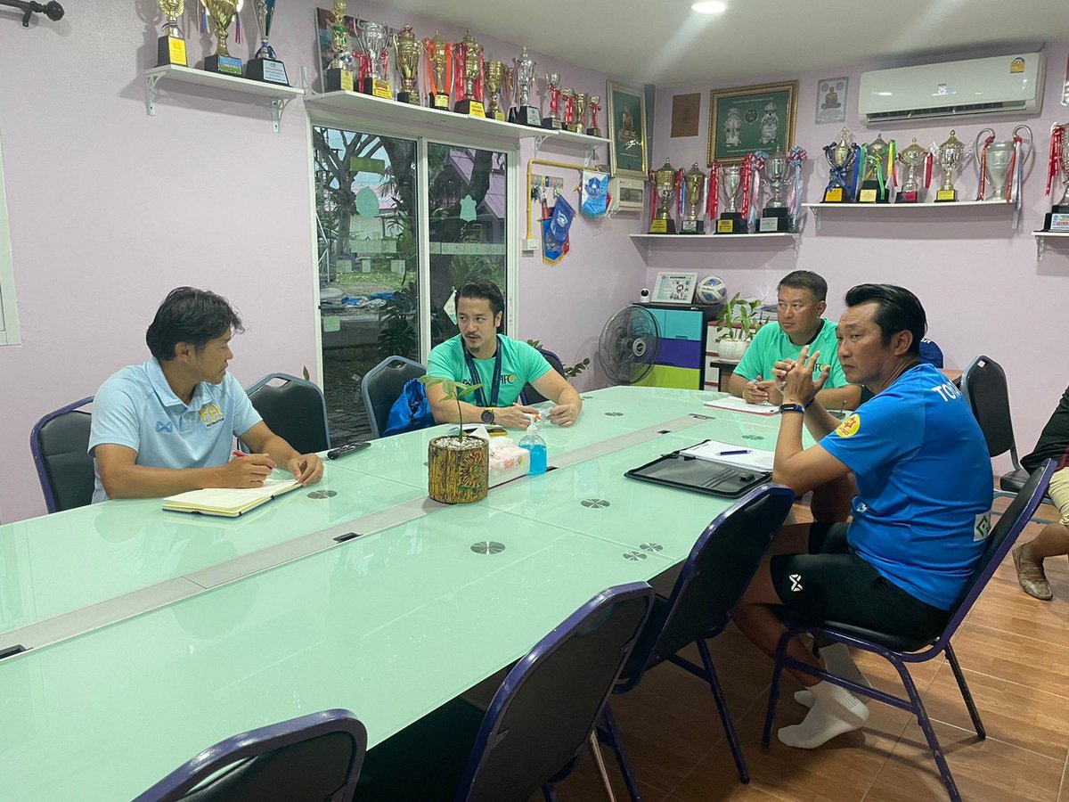 _x_wk's tweet photo. 📚🎓⚽️AFC 'Pro' License 2023 | Club Visit / Onsite 20.7.23 #afcprolicense #บอลไทย #ฟุตบอลไทย #fathailand https://t.co/xUohchZudY